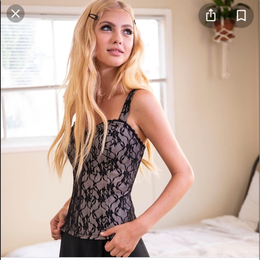 NWT corset